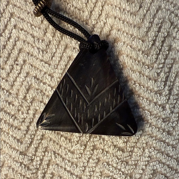 Black Geometric Pendant Necklace - Picture 2 of 3